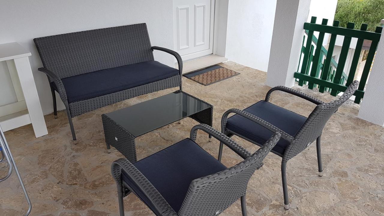 Apartman Vojaline Milna  Bagian luar foto