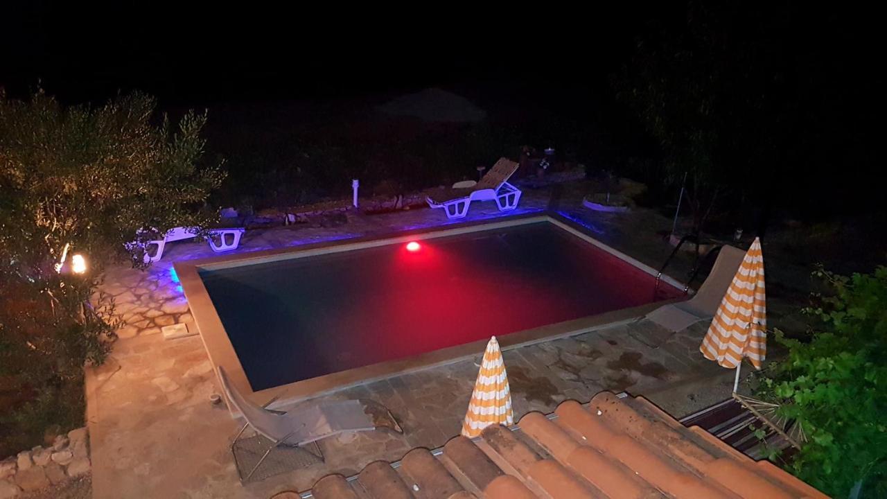 Apartman Vojaline Milna  Bagian luar foto